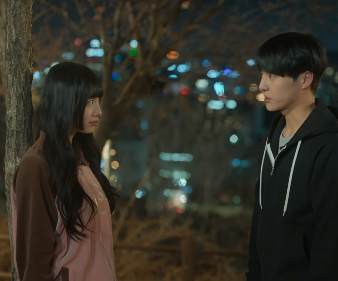 이두나 2화 줄거리, 서로 알아가는 단계