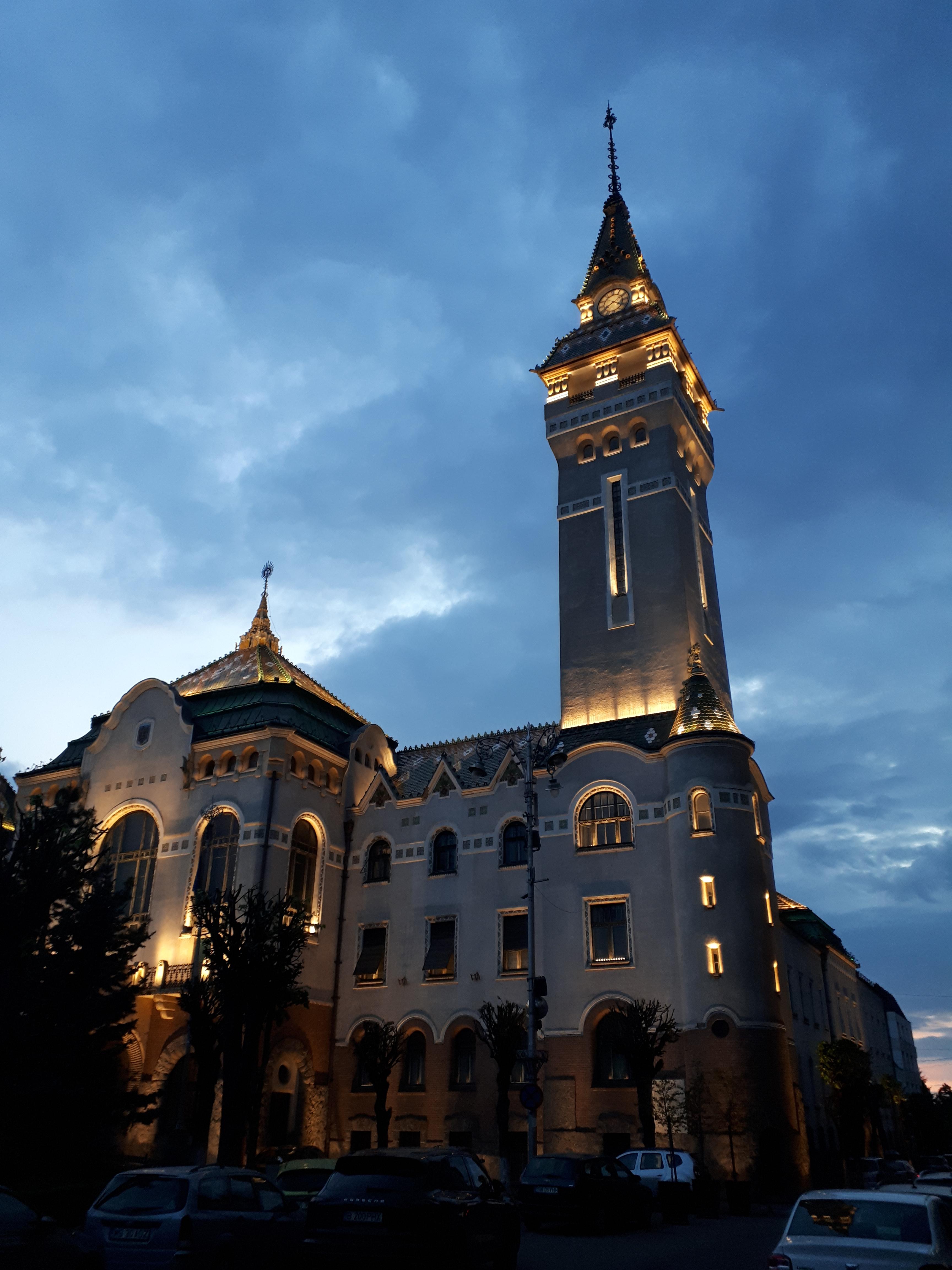 루마니아 트르구무레슈 장미 광장 교회