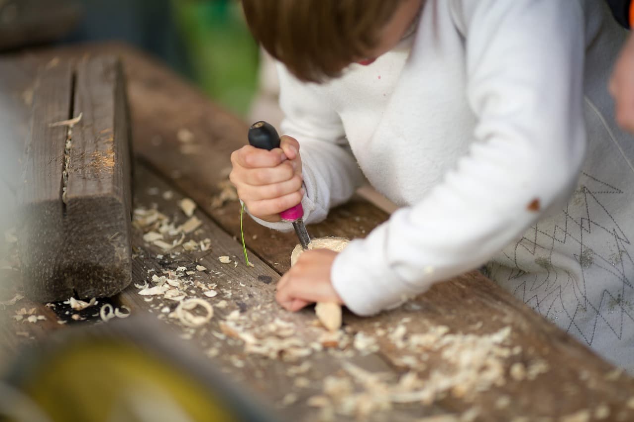 젊은 세대가 전통공예를 배우지 않는 이유