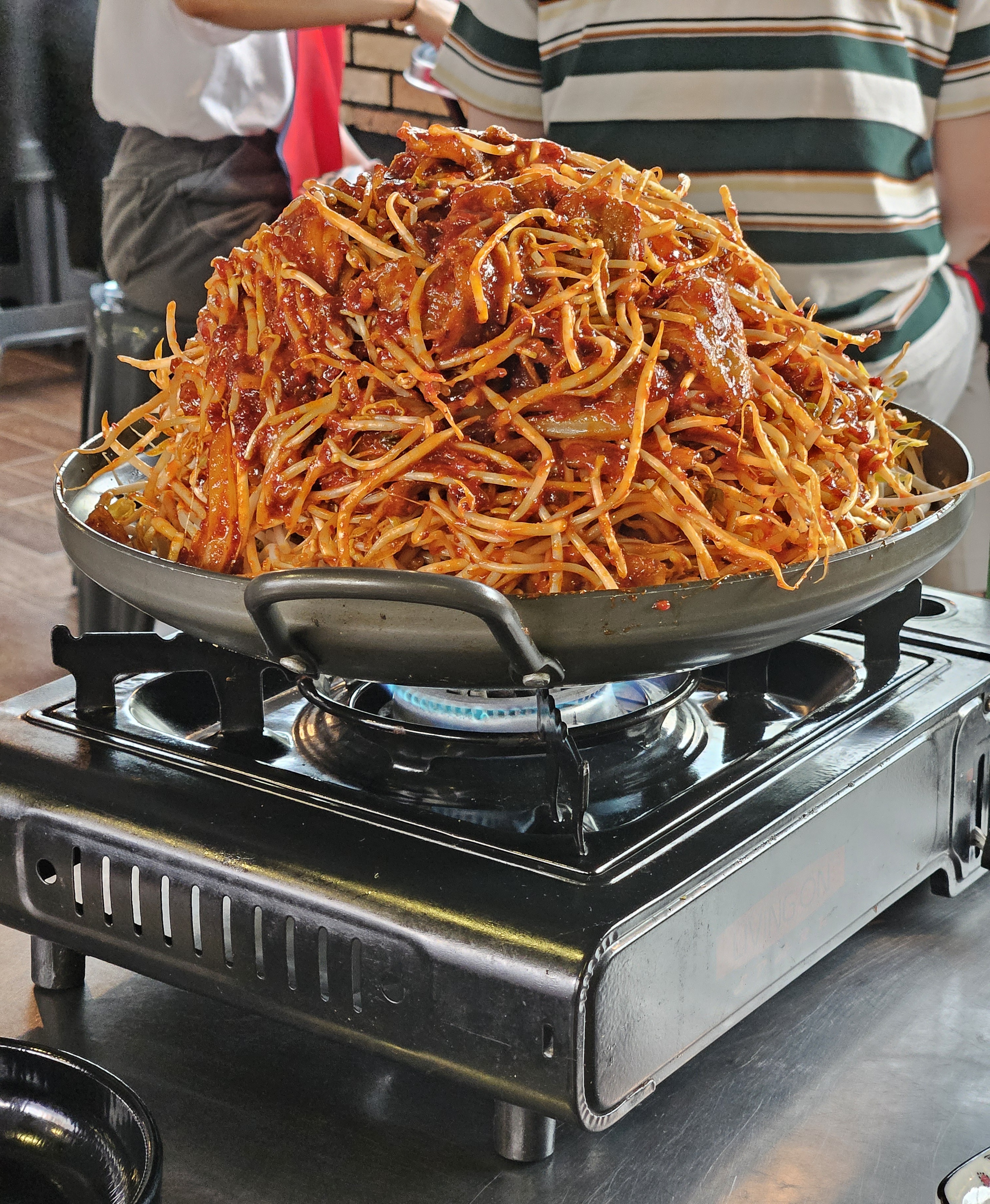 매운돼지 숙주 볶음