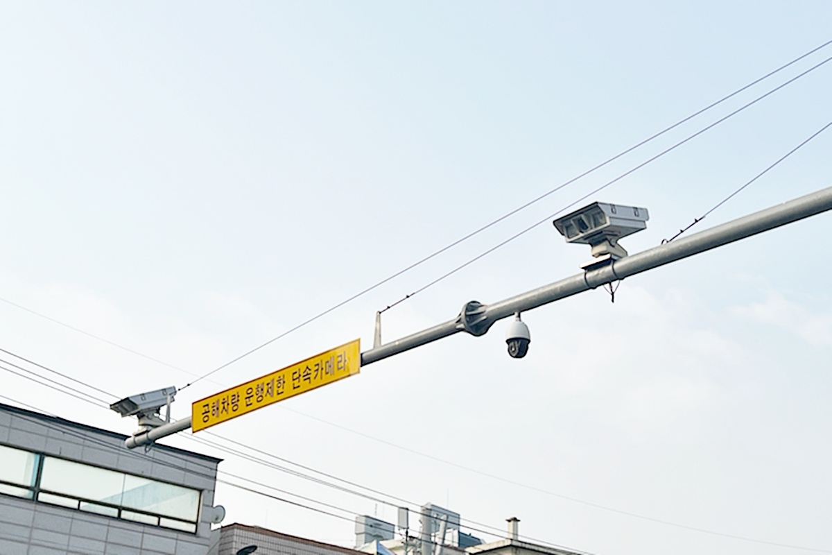 기존 고정식 교통단속카메라