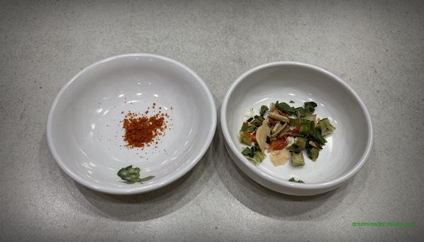 풀무원 정면 라면 2022년 12월 ~ 2023년 4월 가루 스프, 건더기 스프 내용물