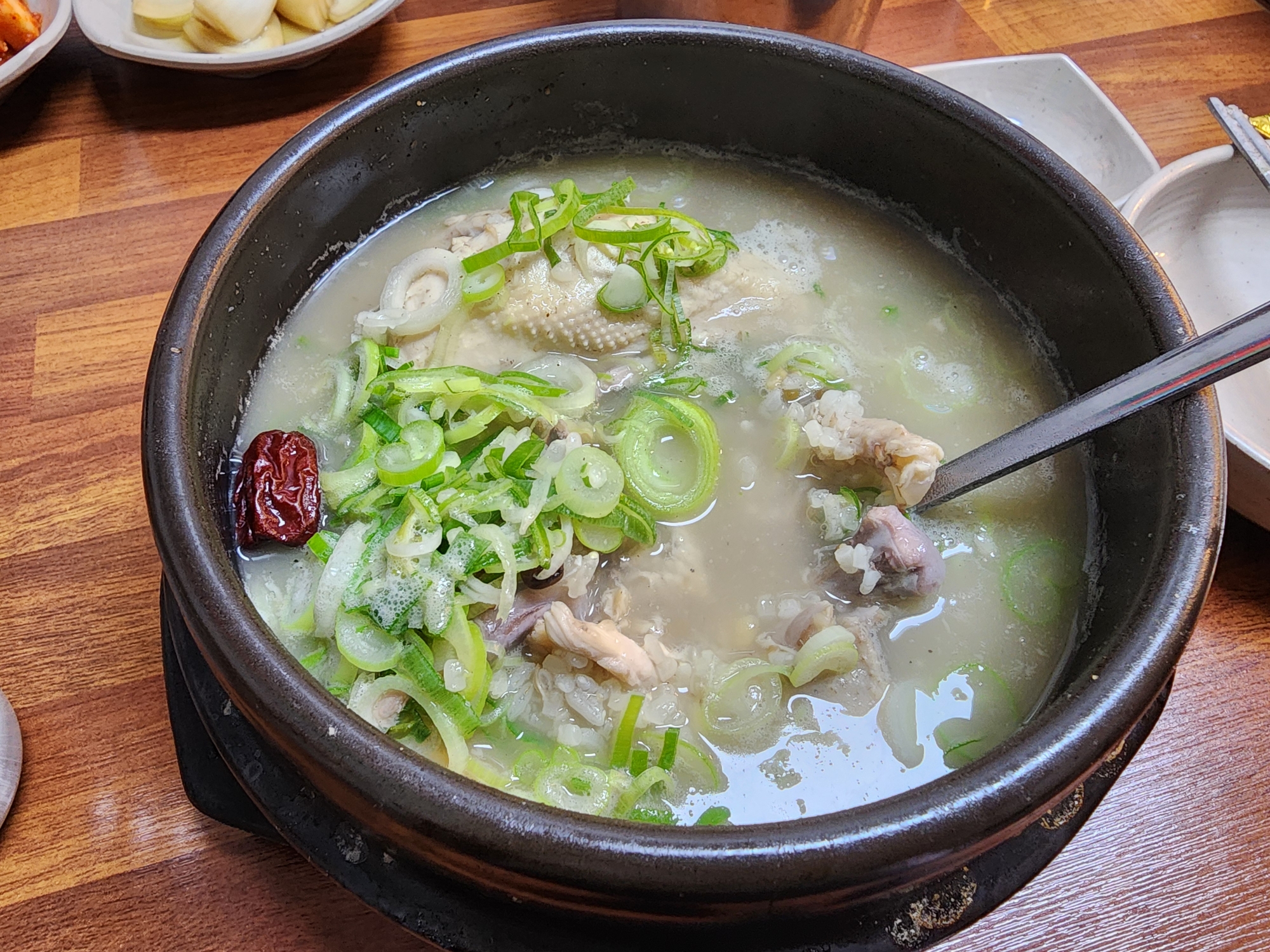 기본 한방 삼계탕