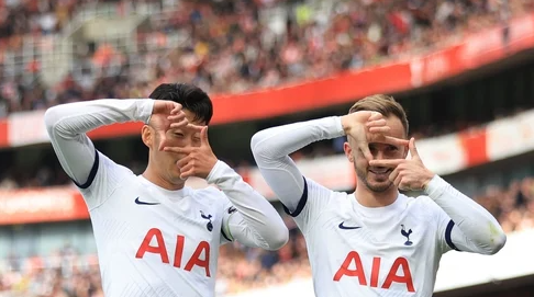 손흥민 아스날 2골