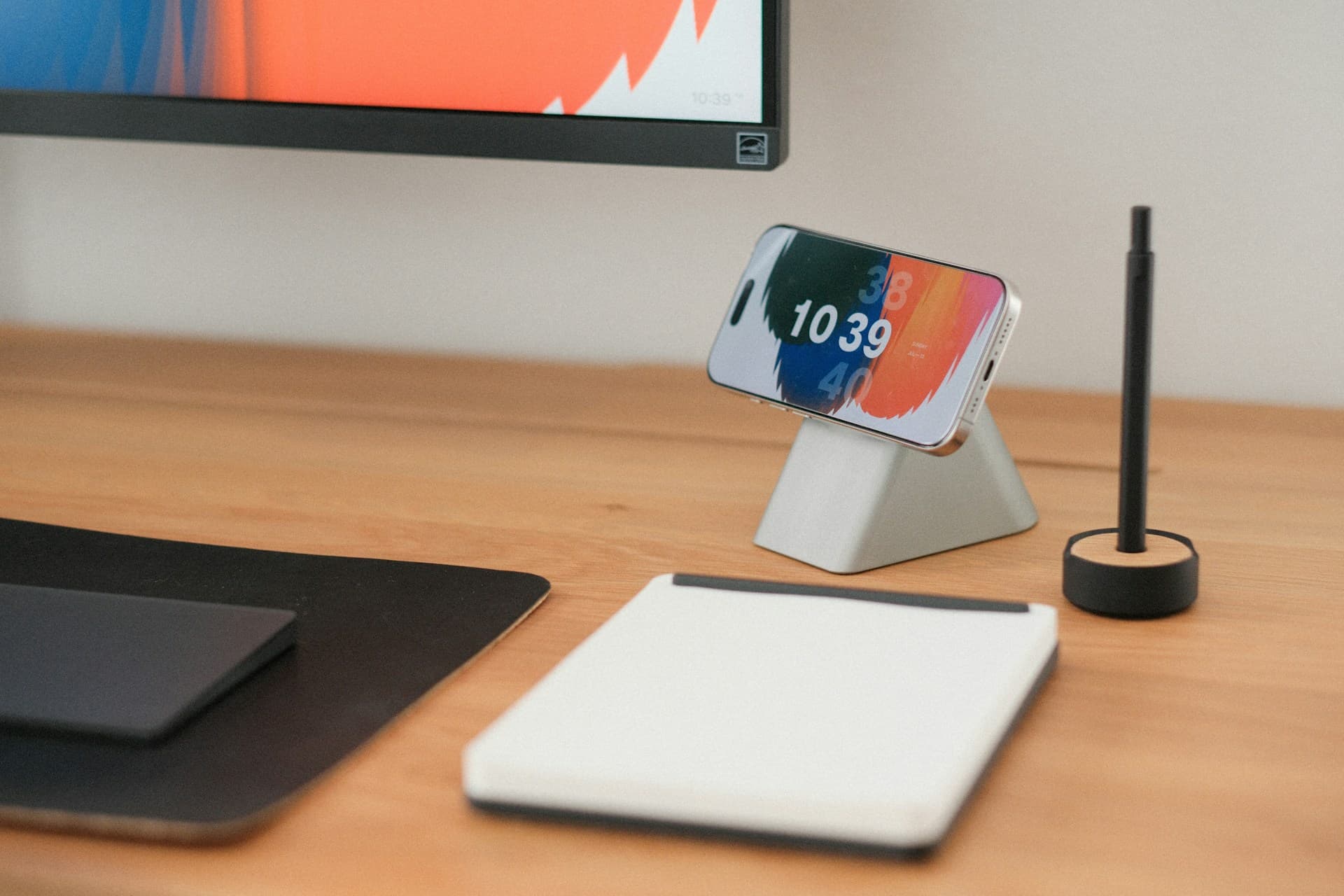 아침 60분 생산성: 노트 옆 스마트폰, 알림 끄고 시작