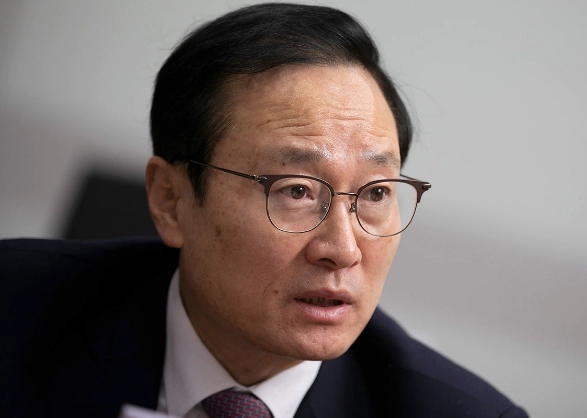 홍영표 국회의원 민주당 공천 컷오프 위기 상황
