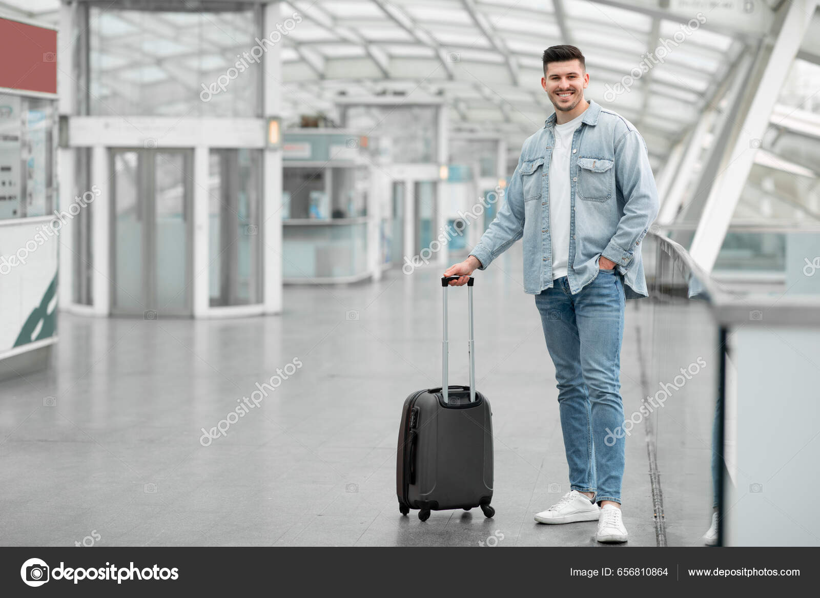 해외여행을 이용하는 이미지,공항이미지