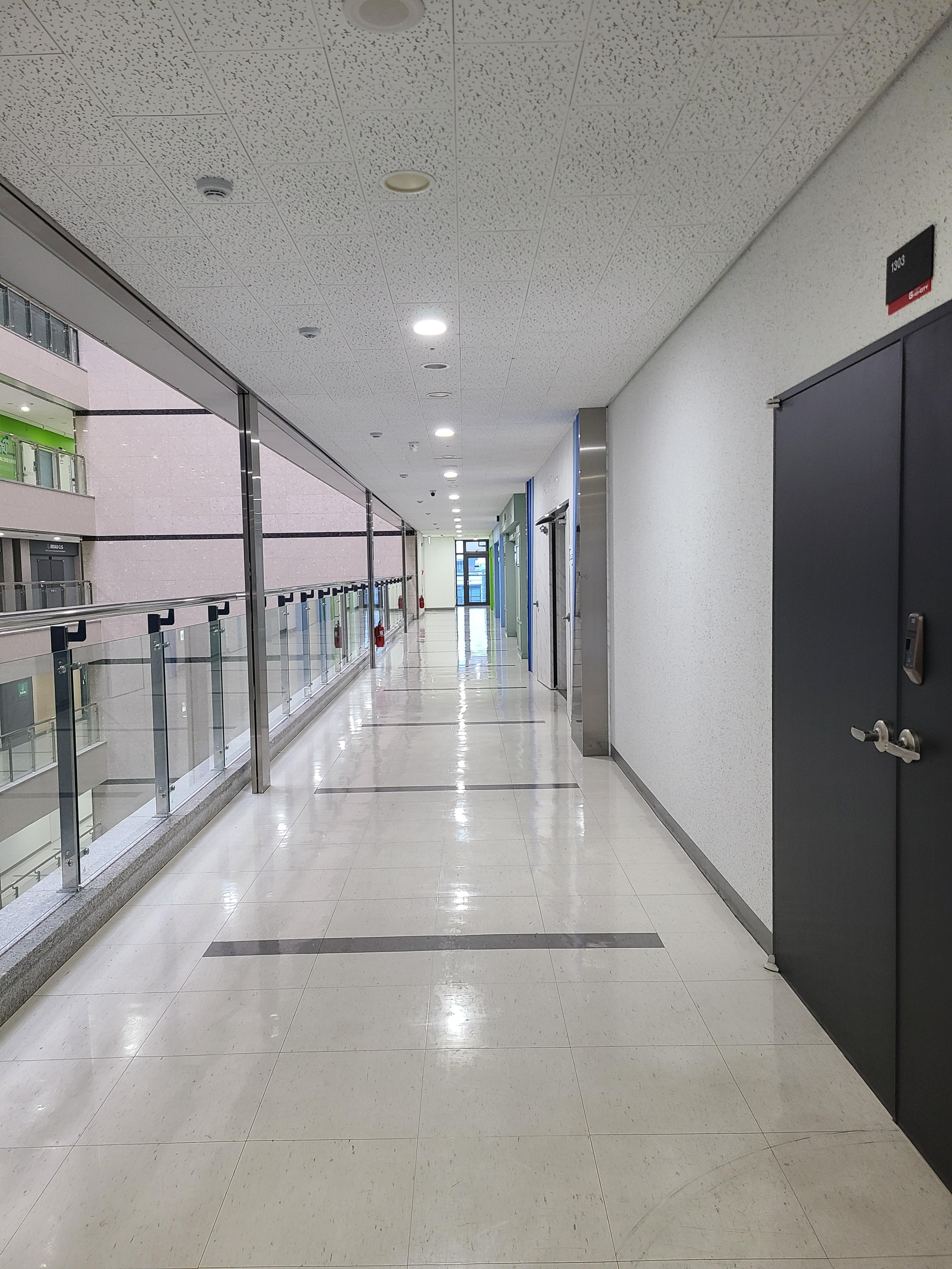 지하이시티 섹션오피스3