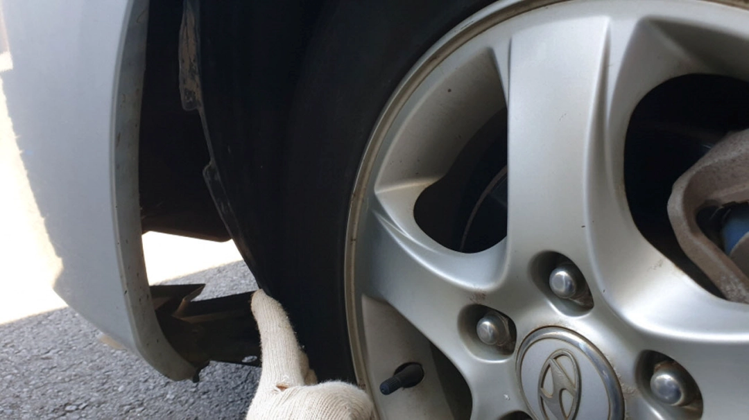 아반떼 안개등 위치