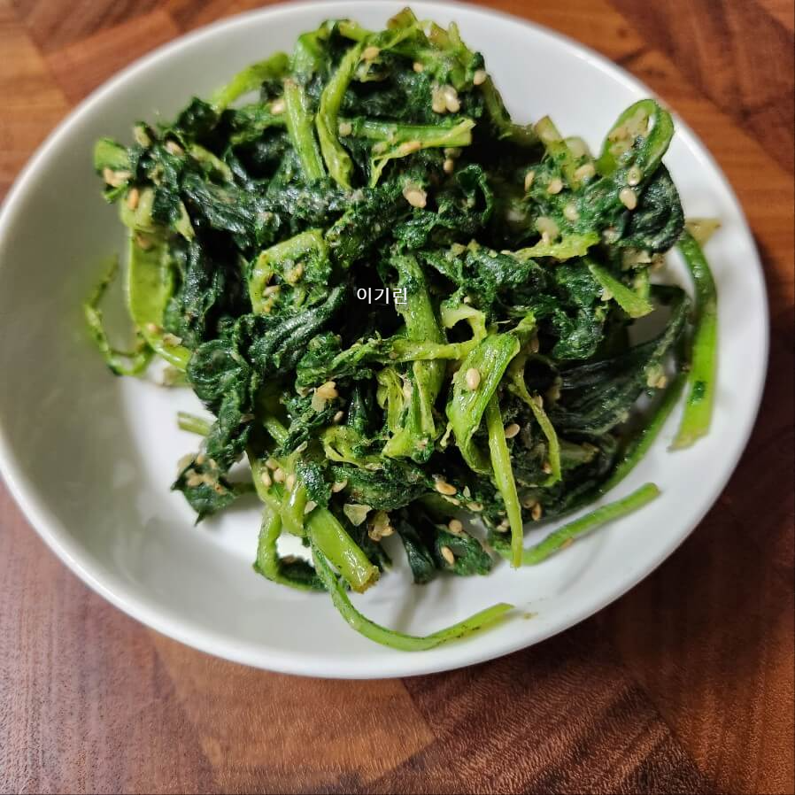 봄제철 취나물 손질 영양만점 취나물 무침 만드는 법 제철 나물