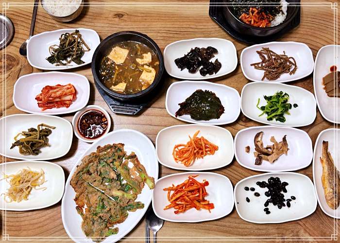 단양 구인사 맛집 10가지 넘는 밑반찬, 불고기, 버섯전골