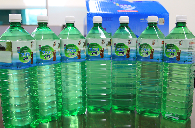 지리산 뱀사골 고로쇠