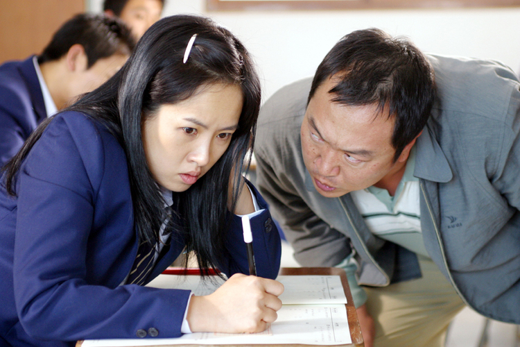 [무료영화 다시보기] 코미디/액션영화 잠복근무 &amp;#124; 김선아&amp;#44; 공유&amp;#44; 남상미&amp;#44; 하정우&amp;#44; 홍수아 출연