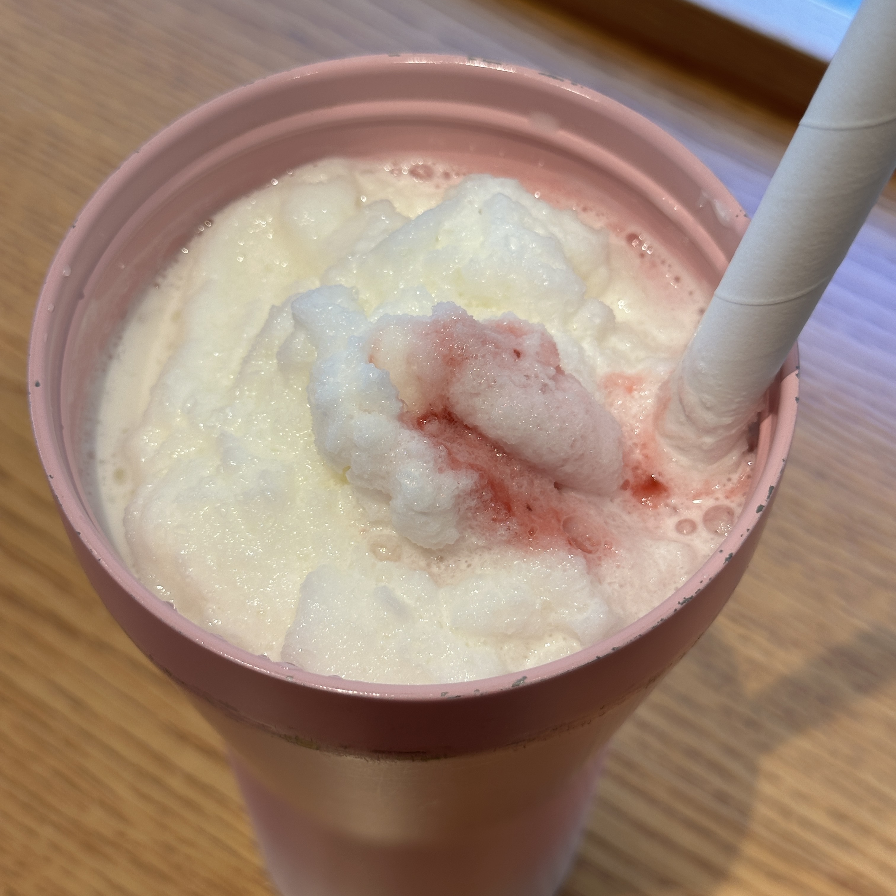 딸기딜라이트요거트블렌디드