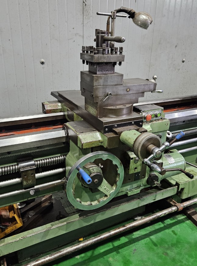 중고 화천기계 HL720 범용선반