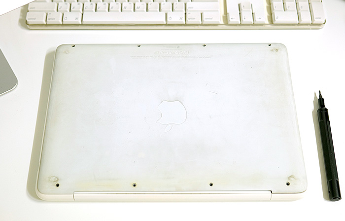 2010-맥북-분해
