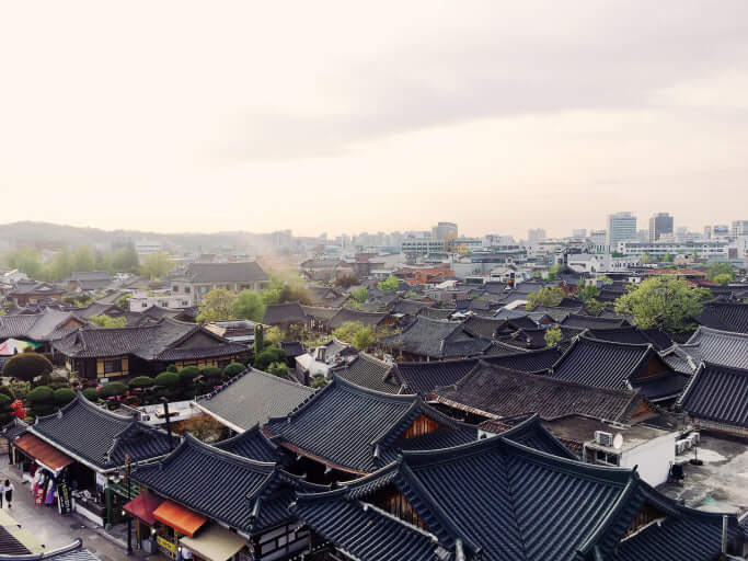 도시별 슬로 라이프 실천 가이드 전주에서 실천하는 슬로 라이프 가이드: 전통의 시간 속에서 느림을 배우다