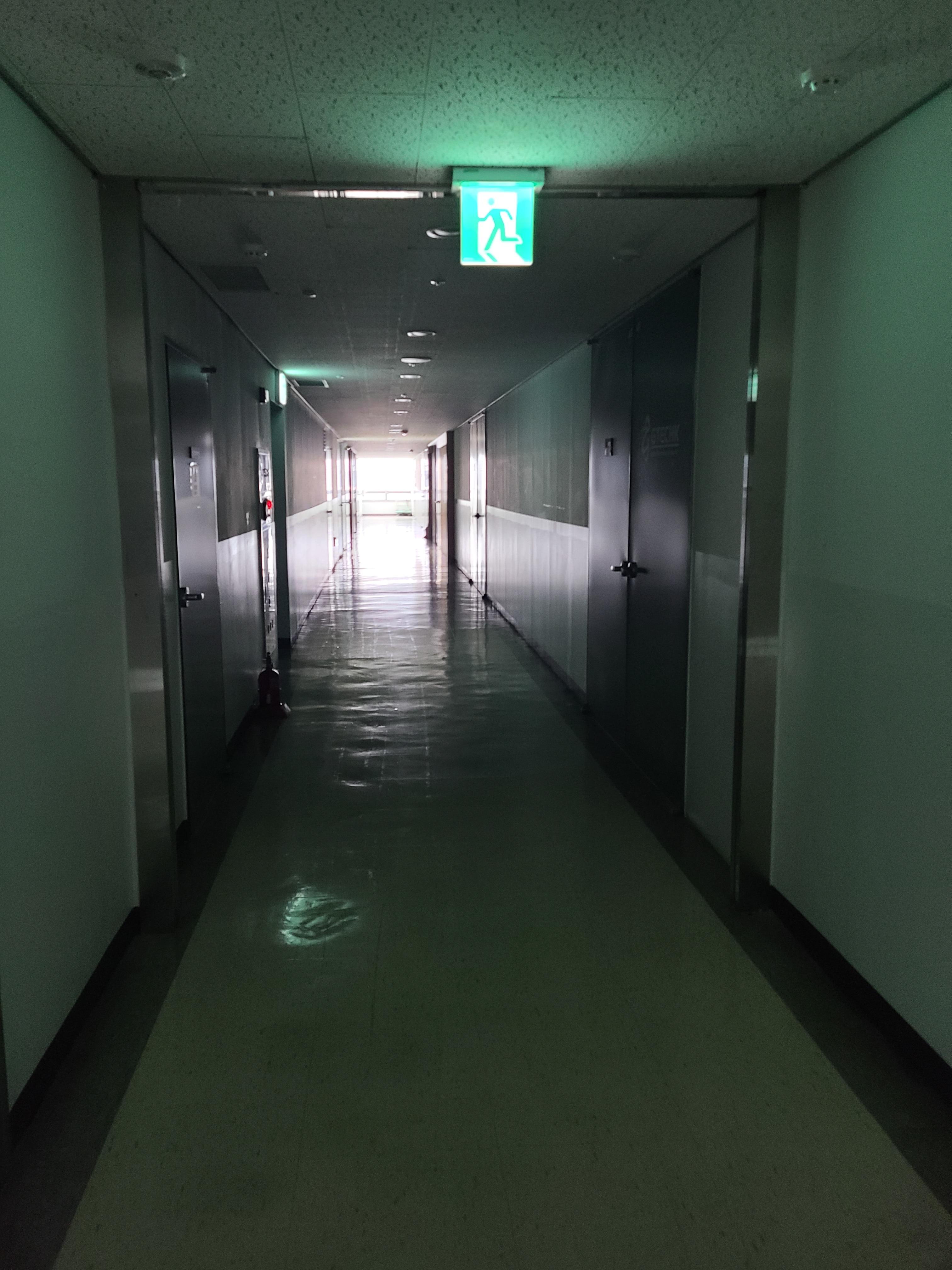 하우스디엘타워 사무실2