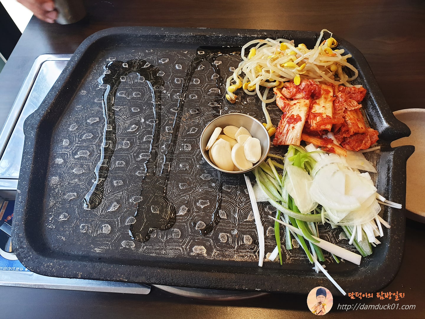 동해원 불판과 부재료들