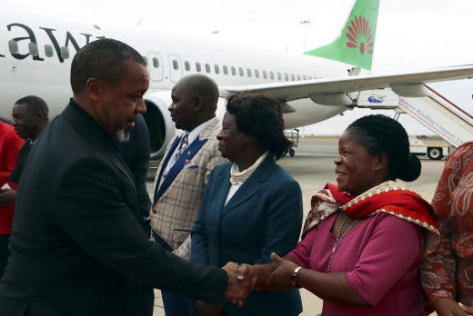 말라위 부통령 군용기 추락 사망 이유 배경
