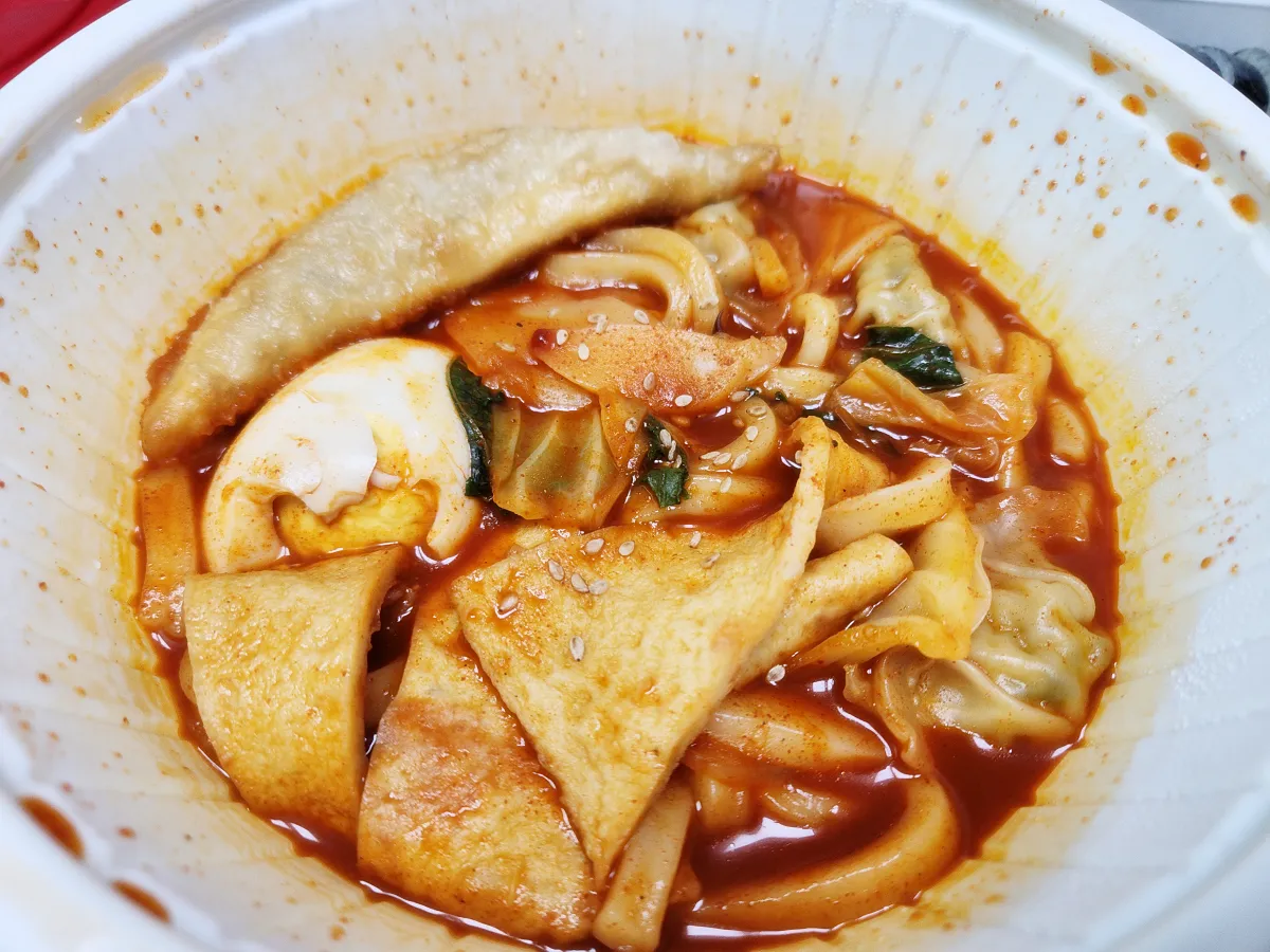 김가네-김밥-볶음우동