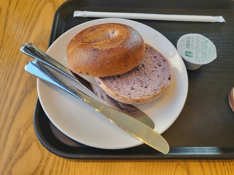 바닐라 크림 콜드브루 스타벅스 탕종 베이글