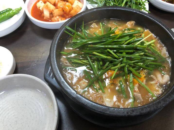 순대국밥-부추