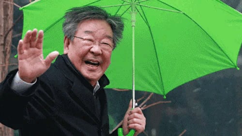 김혜자의 최불암 빈소 조문 관련 사진