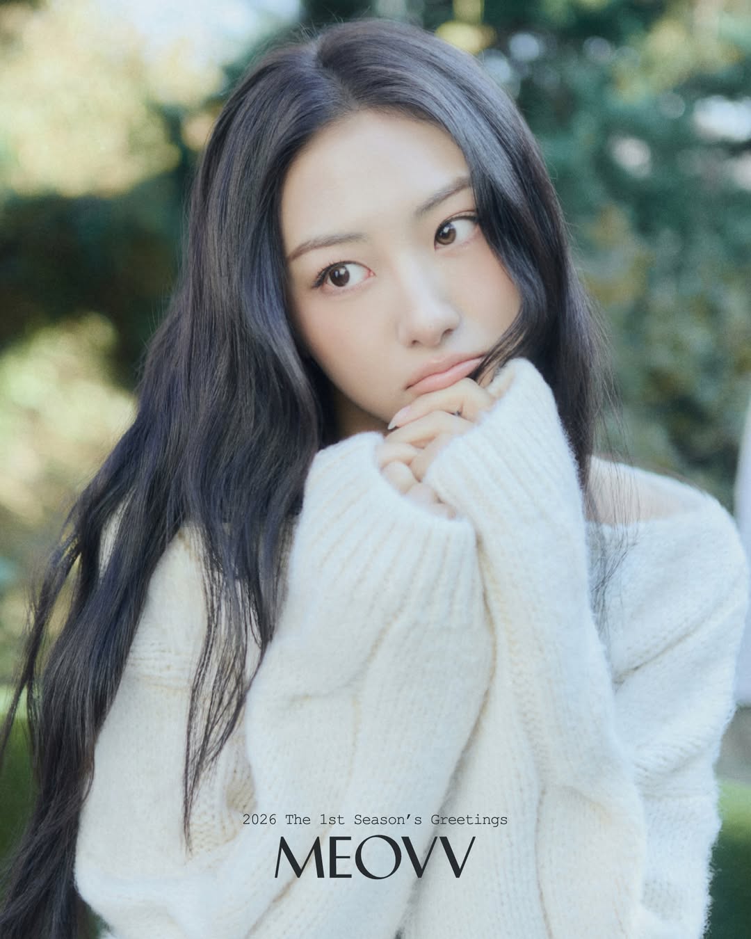 데뷔하고 처음으로 청순 컨셉 한 미야오.gif | 인스티즈