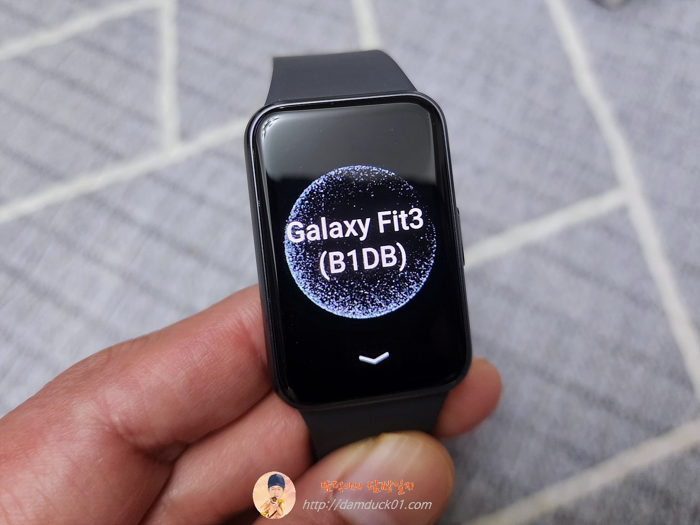 갤럭시 핏3 최초 부팅