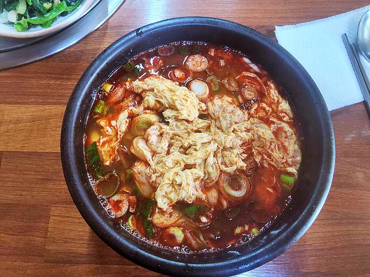 토요일은 밥이좋아 예산 삽교 옛날 국밥 맛집 해장국 먹으러 왔다가 소주 안주 각 예산10미 현지인 추천 토밥 좋아 방송정보