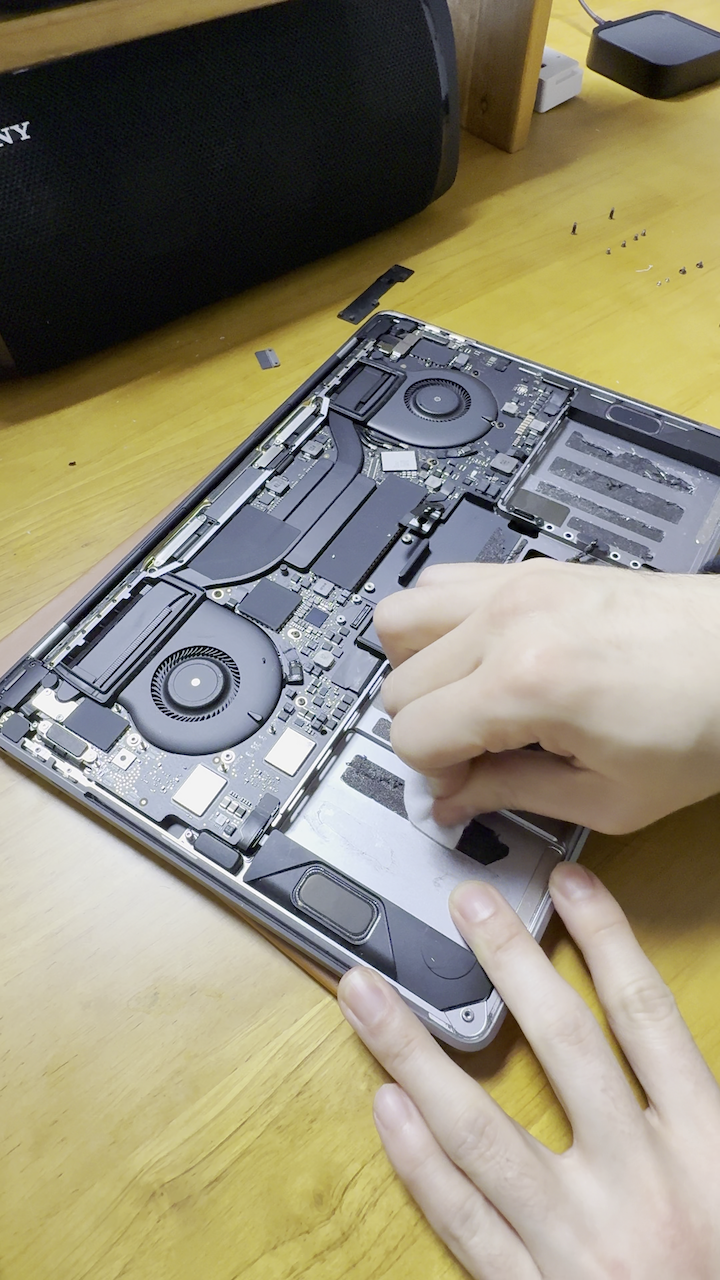macbookpro 2020 13-inch intel battery repair