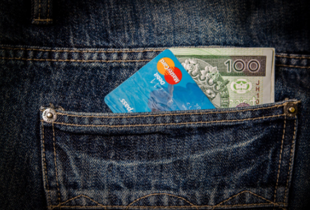 “연말정산 미리보기 서비스”로 13월의 월급 준비 끝! — 2025년 연말정산 이렇게 대비하세요