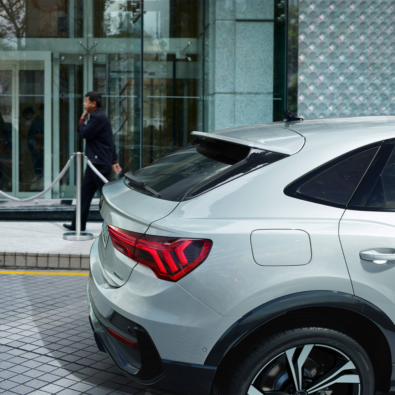 아우디 Q3 소프트백 포토