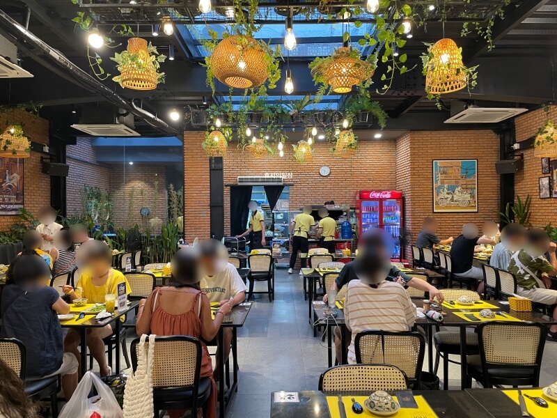 나트랑 안토이 베트남 가정식 신상 맛집 - 내부