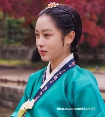 영복-사치코에-나오는-여배우입니다.