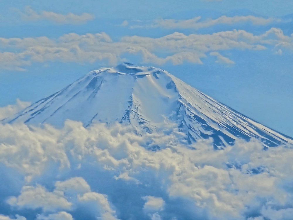 하늘에서 본 후지산 04