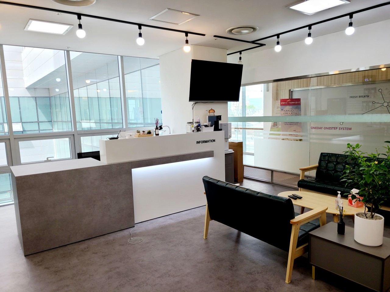 힐링쉴드상봉점 내부