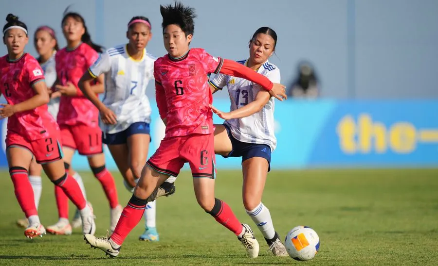 u17 여자 축구 4강 진출