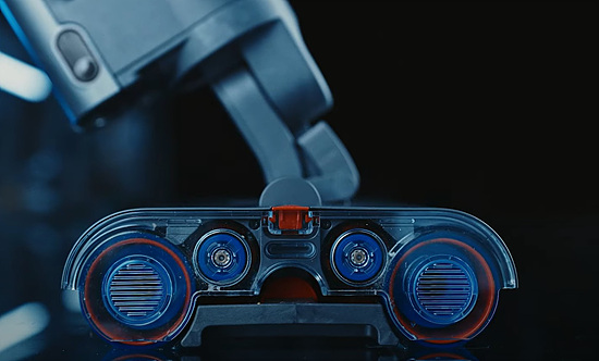 다이슨 wasg g1 측면 롤러 모습