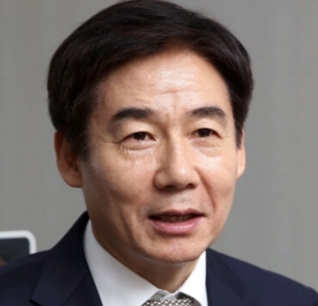 이용호 국회의원 프로필 나이 고향 학력 재산 | 이용호 서대문갑 출마 선언 이유