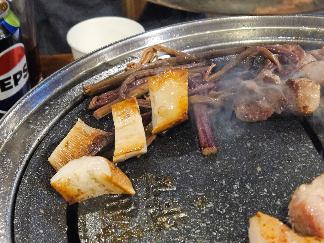 고반 식당 망포역점 삼겹살 고사리