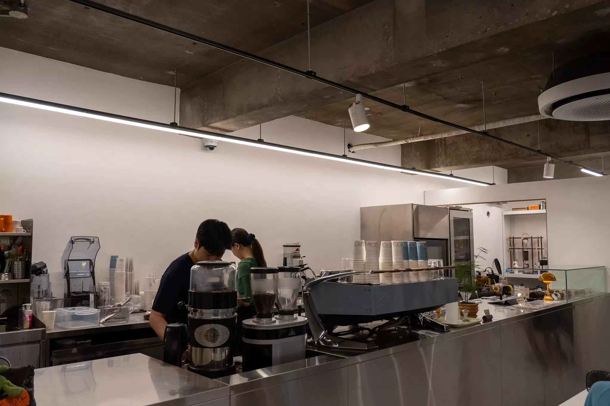 아르코커피로스터스-커피바