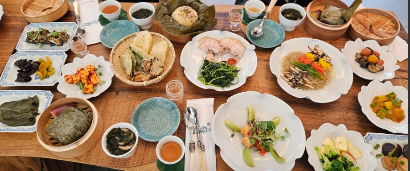 6시내고향 연잎밥 한정식 한상 경남 함안 자양산 백연재