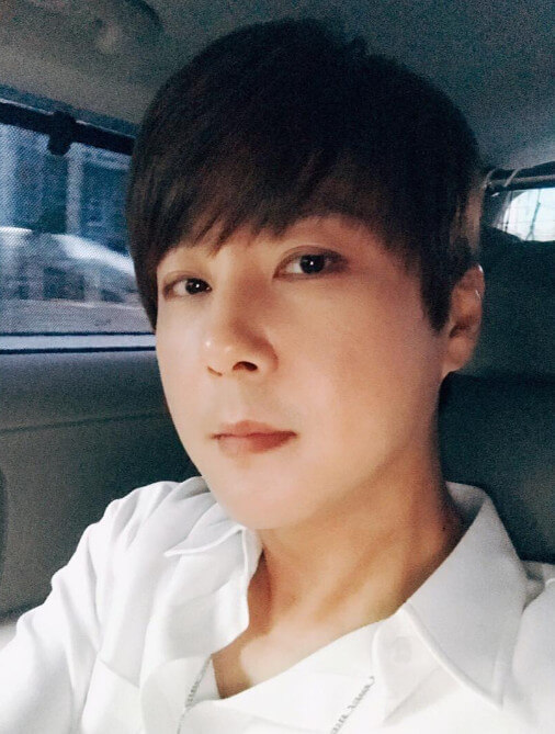 가수 신화 멤버 신혜성(정필교)