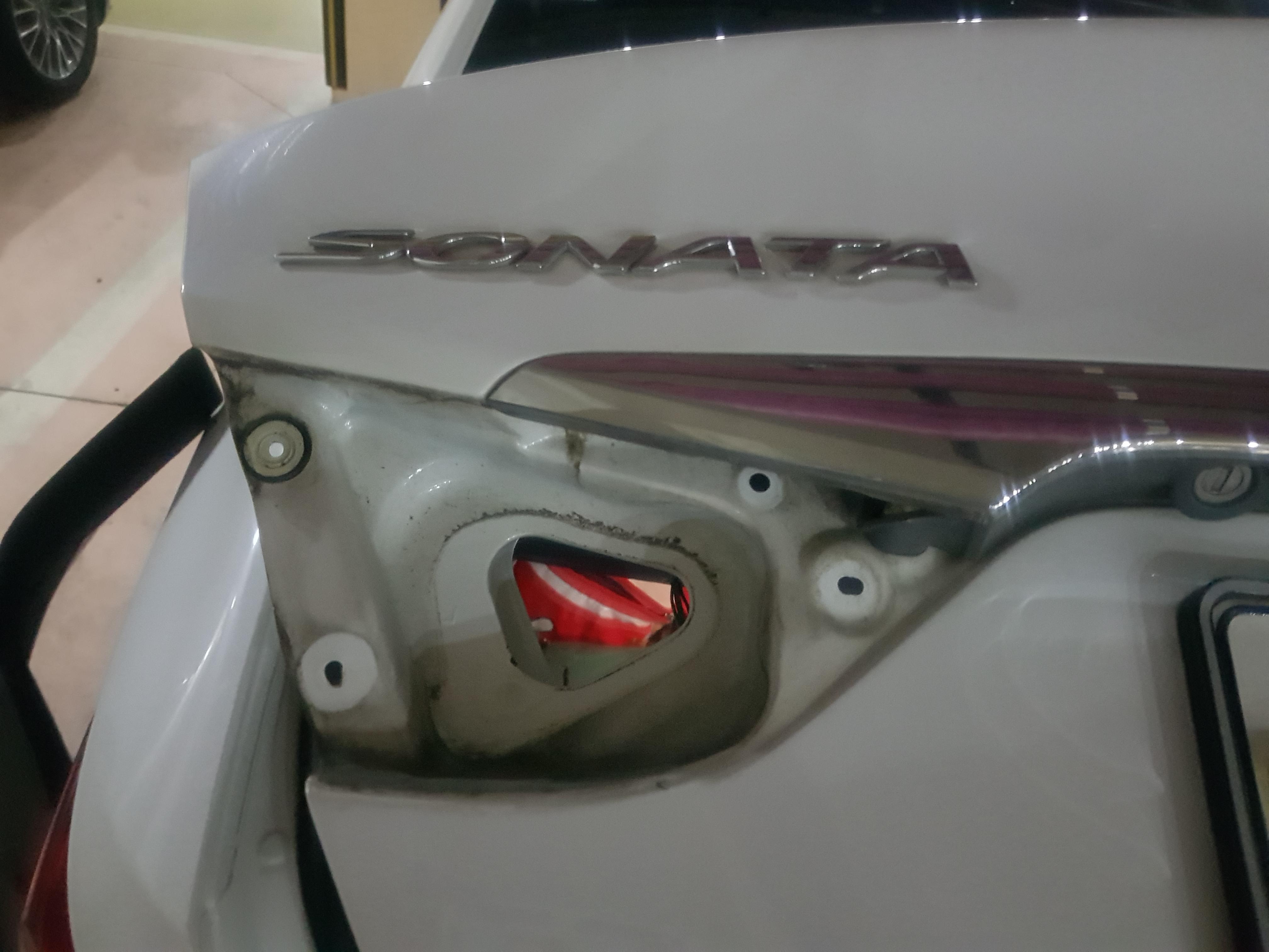 YF소나타 후진등 미등 교체