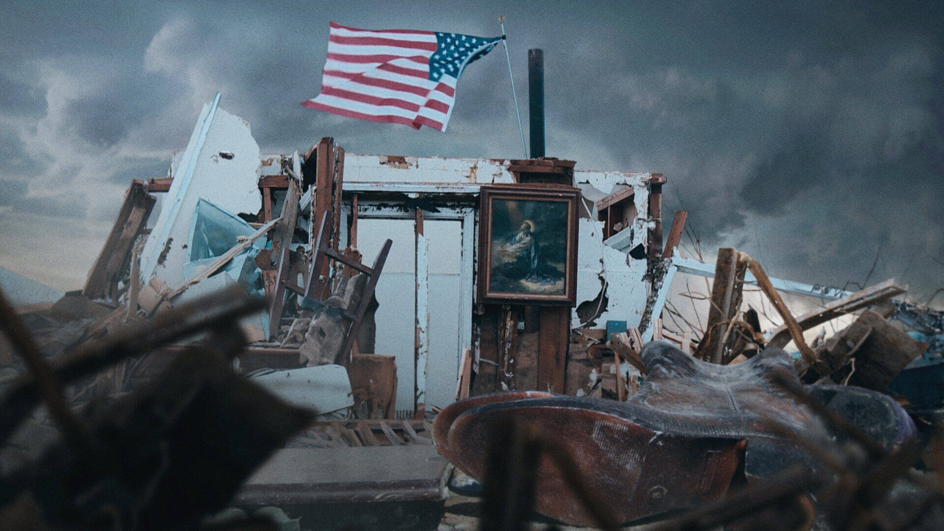 토네이도 폭풍에 갇히다 실화 줄거리 결말 후기 넷플릭스 다큐