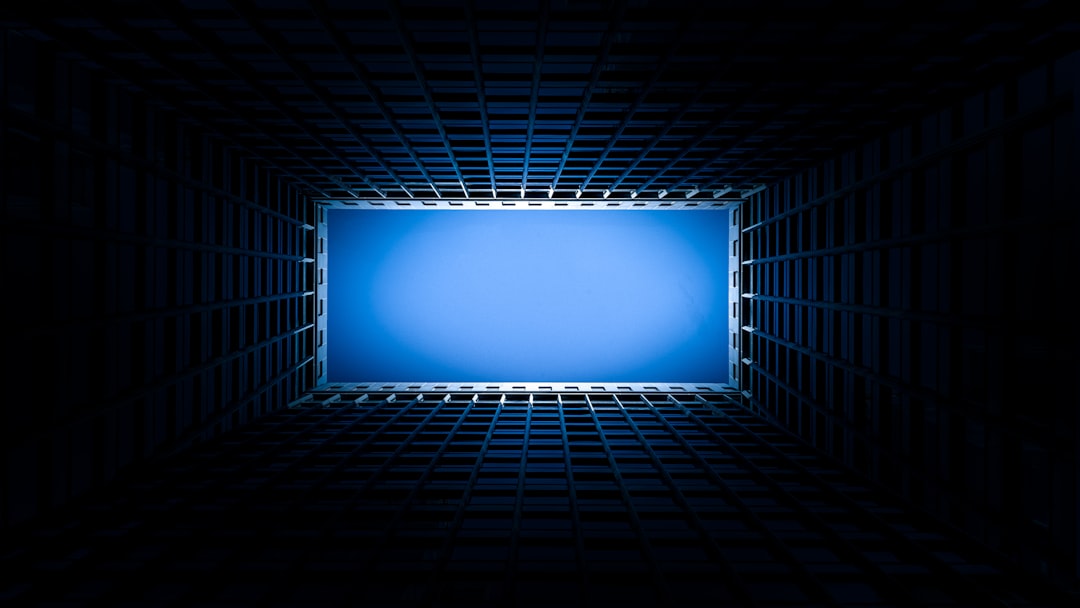 VPS (Virtual Private Server)