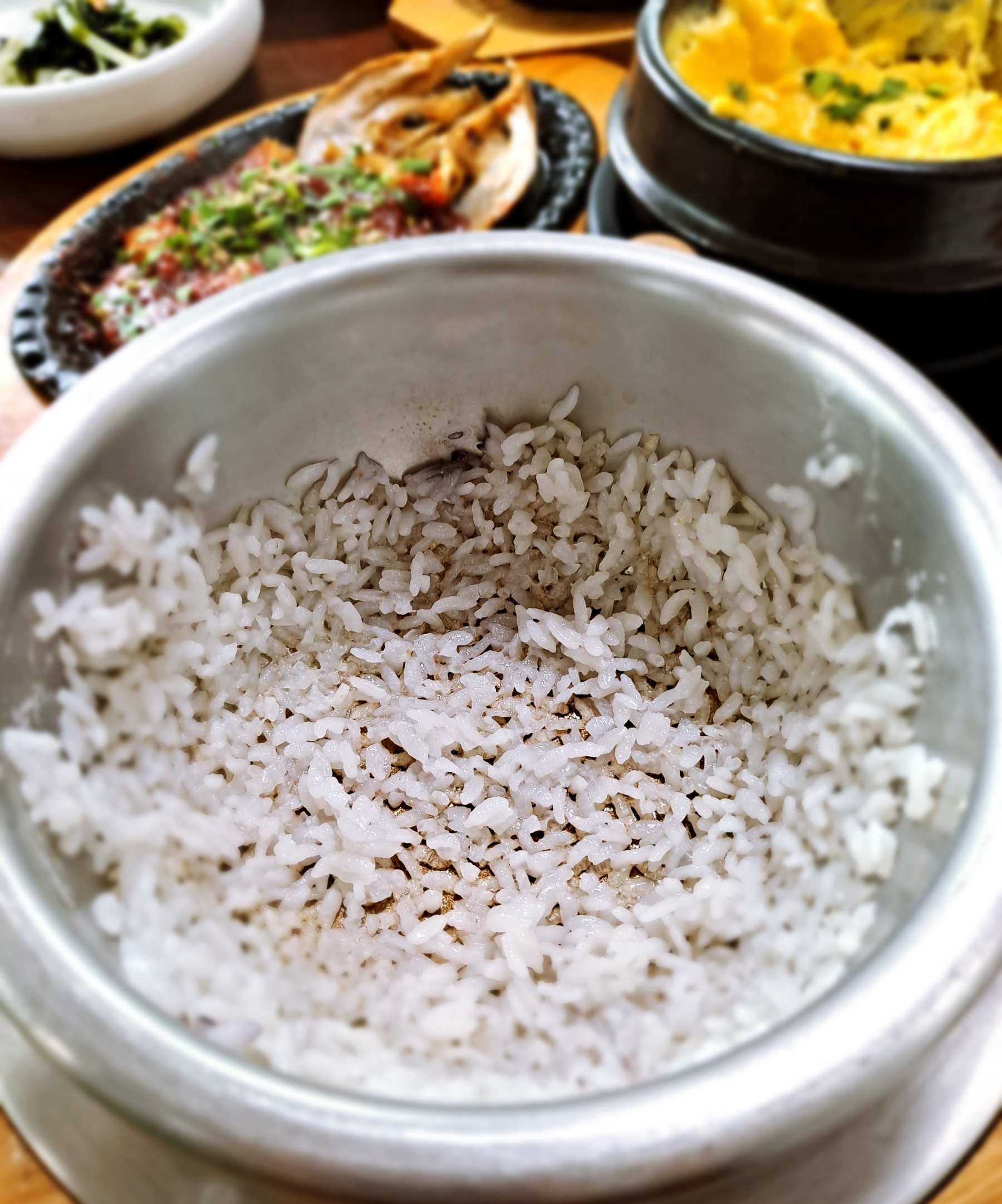 청설 누룽지만 남다