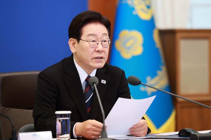 이재명 대통령 "한국판 국부펀드 상반기 설립"&hellip;제조 주권 확보와 보편적 가치 외교 선언